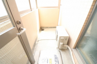 【バルコニー】