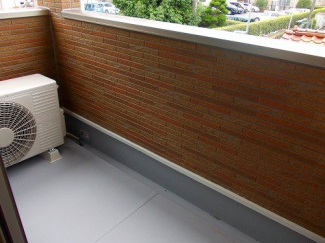 【バルコニー】