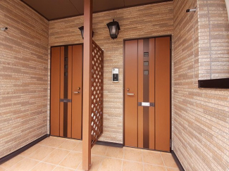 【エントランス】