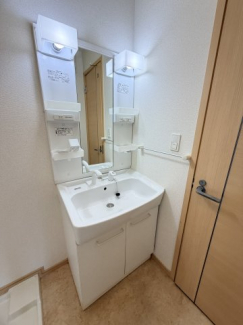 【洗面所】