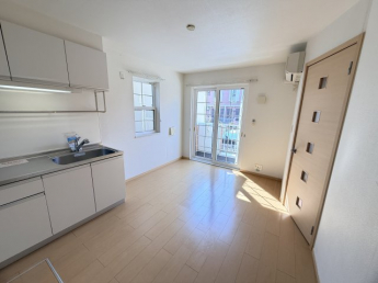 【居間・リビング】