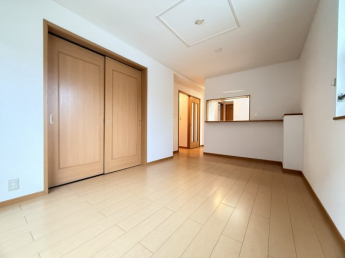 【居間・リビング】