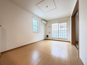 【居間・リビング】