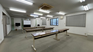 ２階事務所　２階会議室