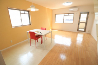 【居間・リビング】