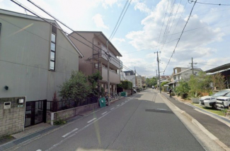 【前面道路含む現地写真】