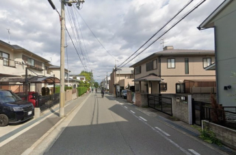 【前面道路含む現地写真】