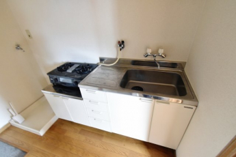 キッチンと室内洗濯パン