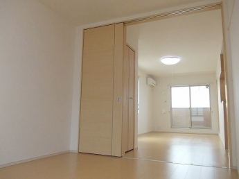 明るい室内です