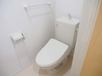 シンプルで使いやすいトイレです