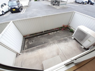 陽当たり良好なバルコニーです