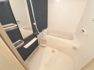 日々の疲れを癒すお風呂付です