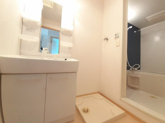 広い洗面スペース