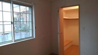 明るい室内です