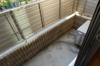 【バルコニー】