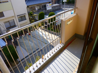 【バルコニー】