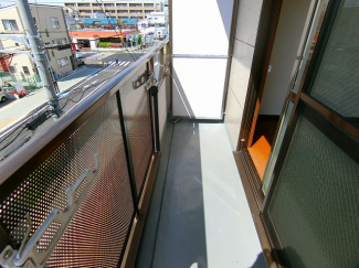 【バルコニー】