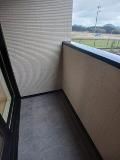 【バルコニー】