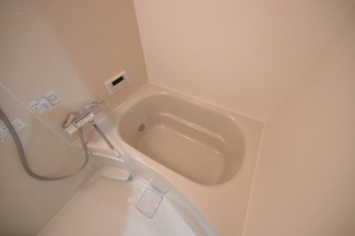 日々の疲れを癒すお風呂付です