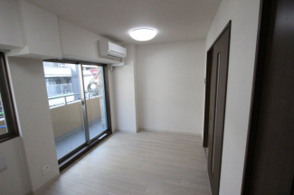 ゆったりとした居間です