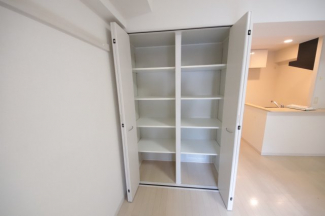 大きなスペースがあり、収納には困りません