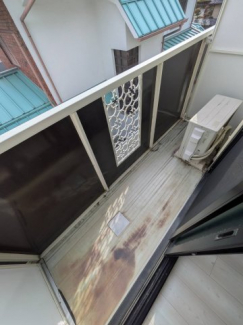 【バルコニー】