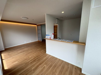 【居間・リビング】