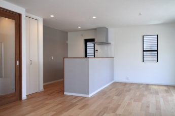 こちらのリビングで趣味の時間をお楽しみください