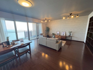 床暖房ついてます