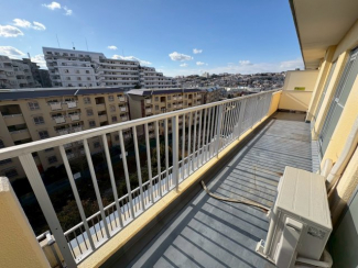 広々としたバルコニーです