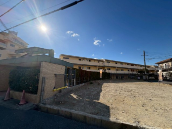 落ち着いた雰囲気の外観です