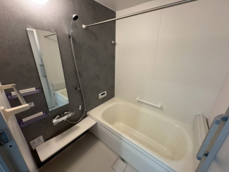 日々の疲れを癒すお風呂付です