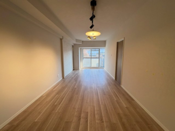 こちらの居間で趣味の時間をお楽しみください