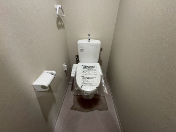 落ち着いたトイレです