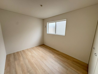 ゆったりした洋室です