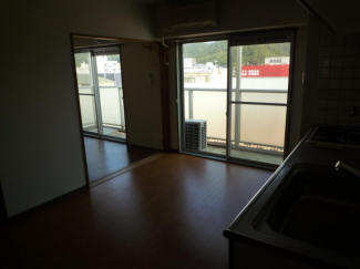 赤穂市加里屋中洲３丁目のマンションの画像