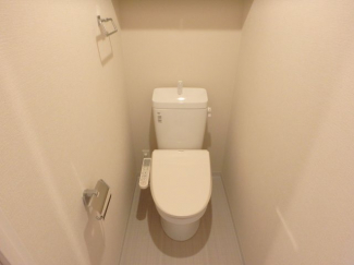 ゆったりとした空間のトイレです