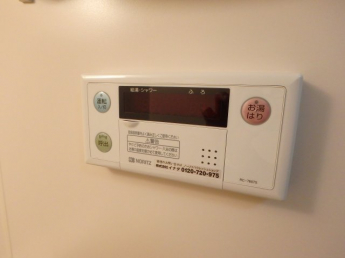 給湯器のリモコン