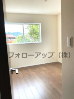 広々とした洋室です