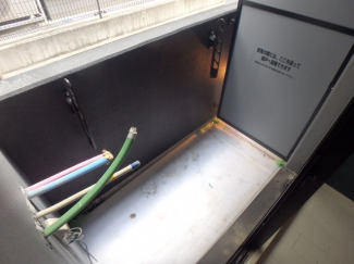 開放的で明るい空間を演出してくれるバルコニーです