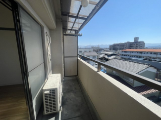 【バルコニー】