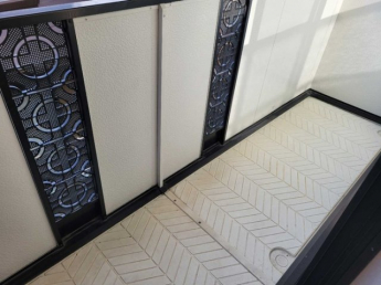 【バルコニー】