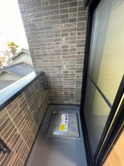 【バルコニー】