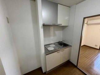 システムキッチン　２口ＩＨ