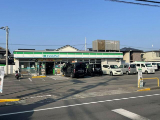 ファミリーマート南斎院町店まで515m