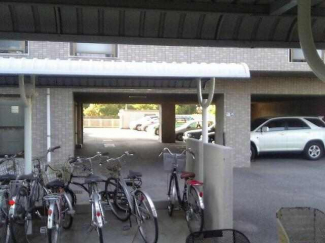 松山市古三津１丁目の中古マンションの画像