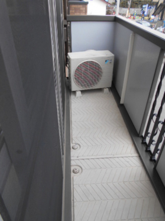 【バルコニー】