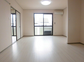 【居間・リビング】