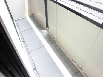 【バルコニー】