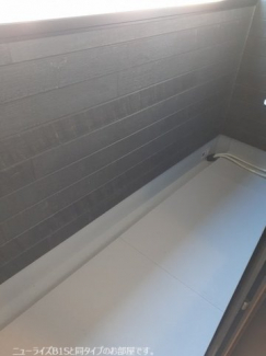 【バルコニー】